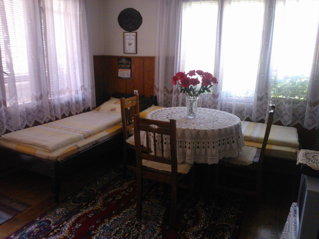 ריבריקה Villa Lalka חדר תמונה